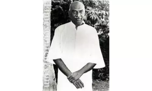Stalin, TN Leaders Pay Homage to Mahatma Gandhi and Kamaraj