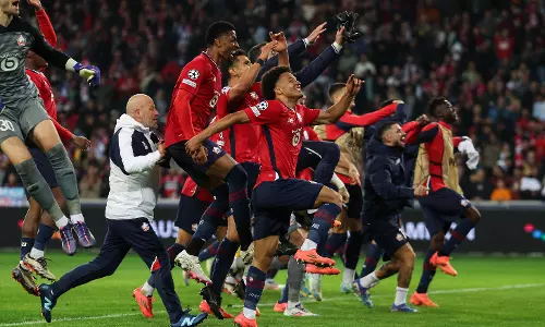 Champions League: David strikes as Lille claim Real Madrid scalp