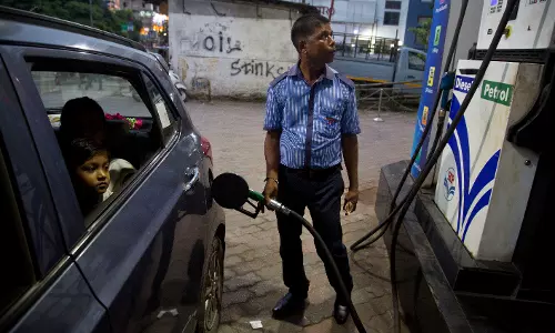India’s Oil Imports Surge as Festive Demand Rises, Iraq and Saudi Exports Climb