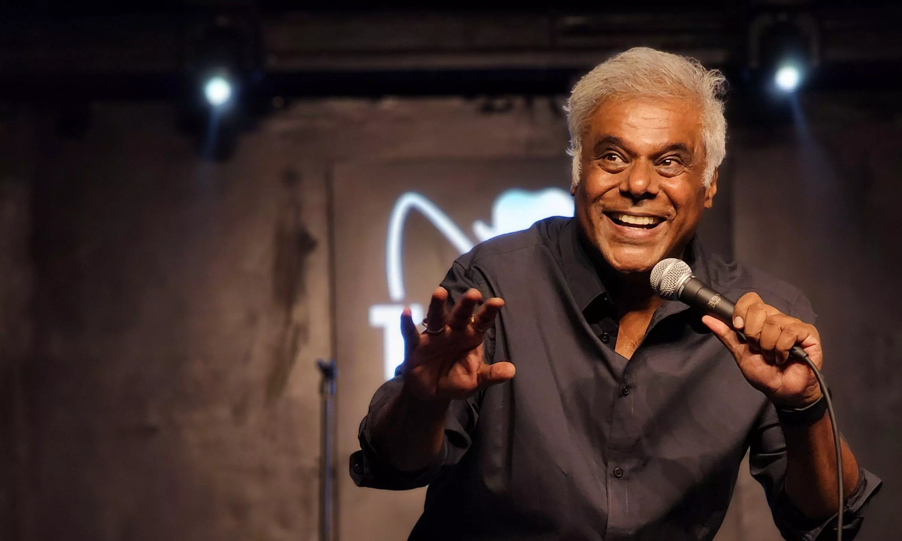 Stand-up comedy is a whole new beast, says Ashish Vidyarthi Stand-up comedy is a whole new beast, says Ashish Vidyarthi