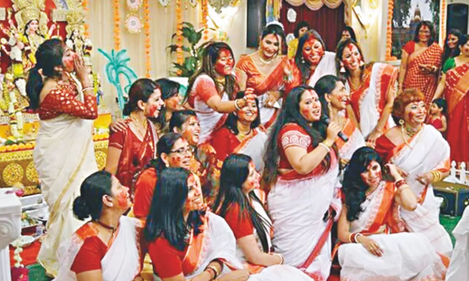 Nari Shakti Nari Shakti