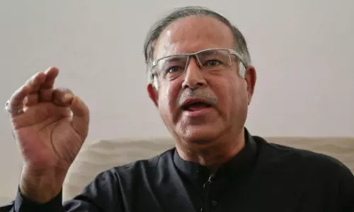 Jammu and Kashmir Congress chief Tariq Karra leads in Central Shalteng segment