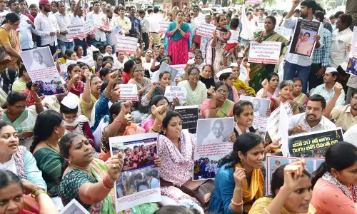 Teachers, Employees Protesting GO 317 Arrested