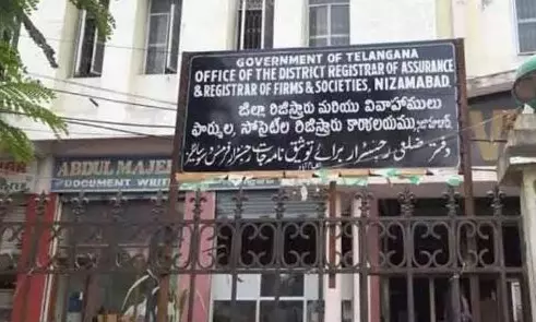 Show cause notice issued to sub registrar Show cause notice issued to sub registrar