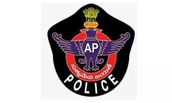 Andhra Pradesh: Cops Save Life of Woman Attempting Suicide