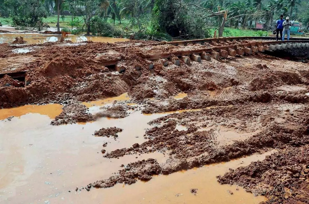 Decade past Hud-Hud cyclone