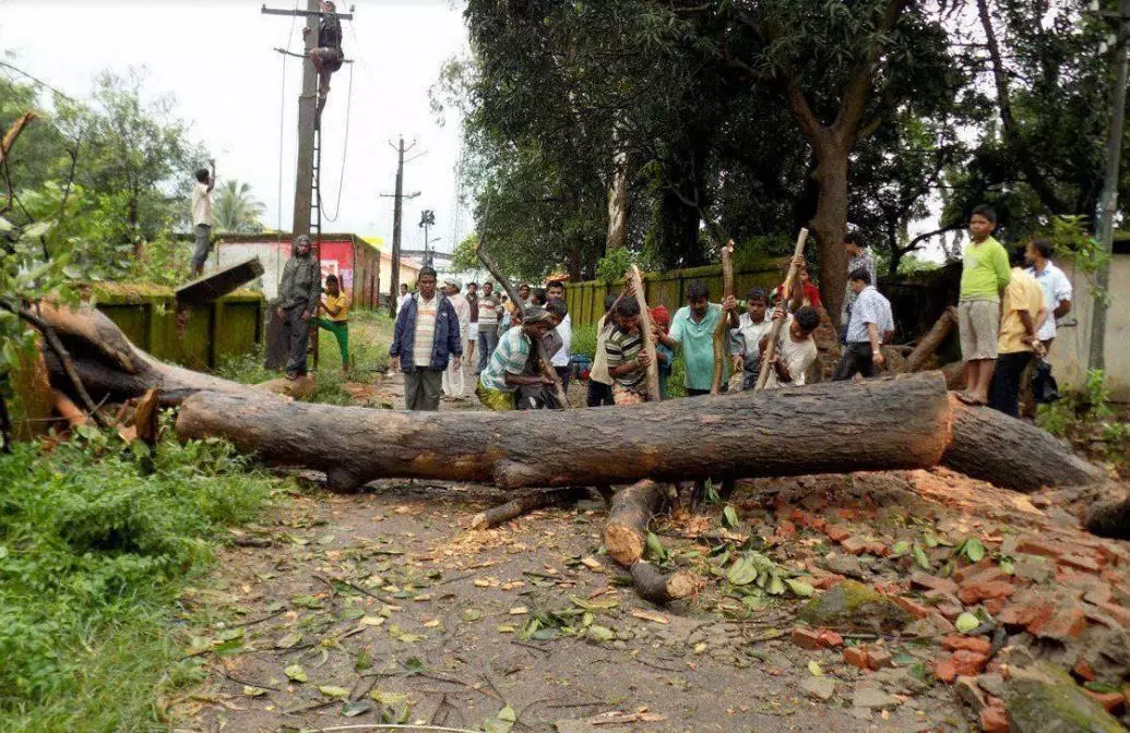 Decade past Hud-Hud cyclone