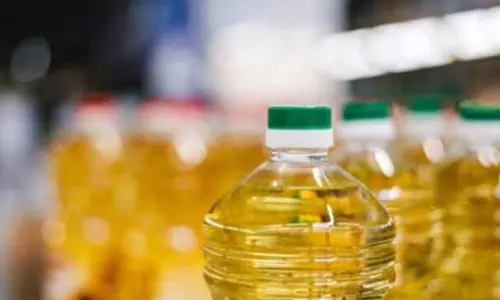 Modi Flags Obesity Crisis, Launches Drive to Cut Oil Intake