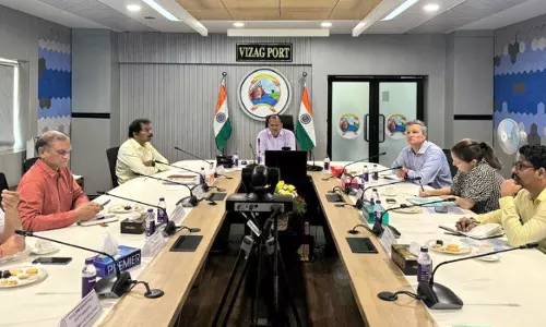 Australian Consul visits Vizag Port