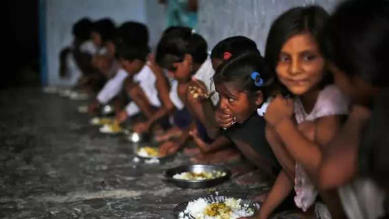 Global Hunger Index 2024 ranks India under serious category Global Hunger Index 2024 ranks India under serious category