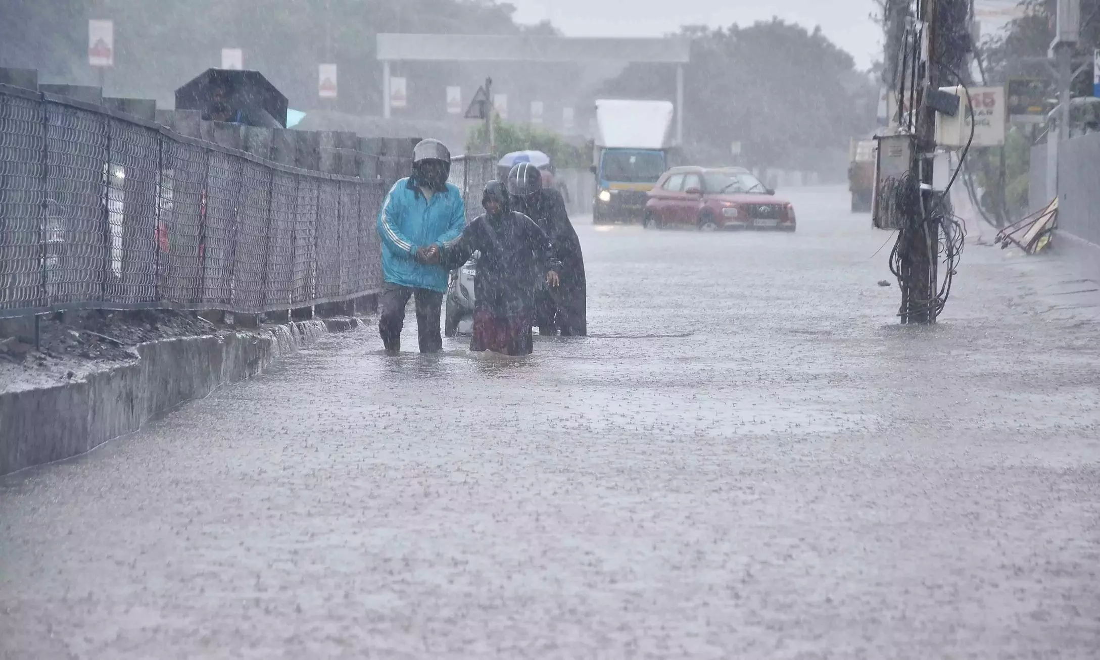 Heavy Rain, Thunderstorms Forecast for AP Heavy Rain, Thunderstorms Forecast for AP