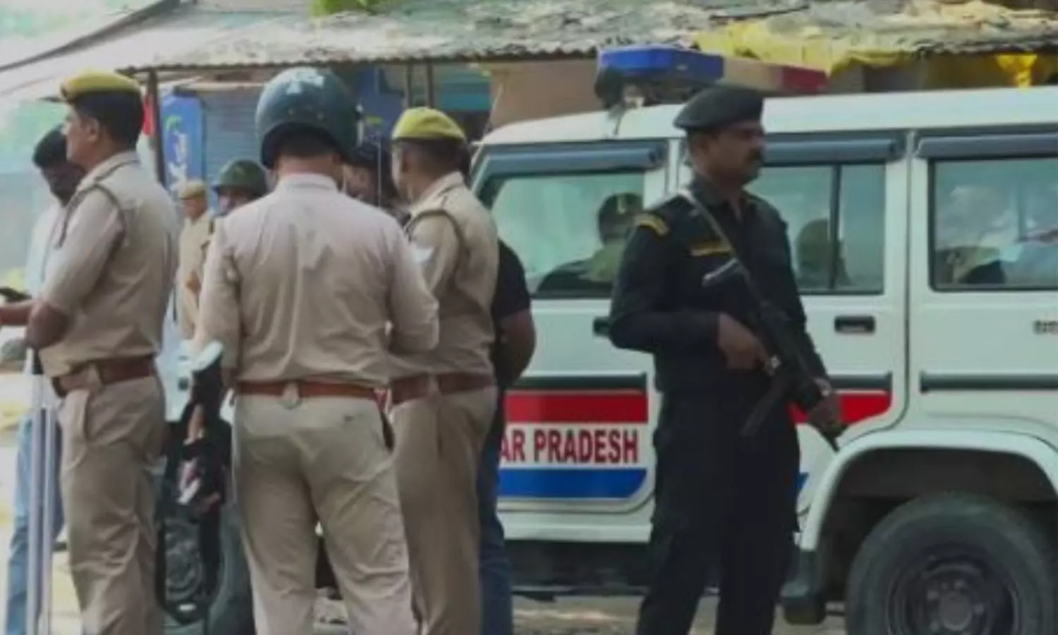 Bahraich violence: No internet for third day, security beefed up along Nepal border Bahraich violence: No internet for third day, security beefed up along Nepal border