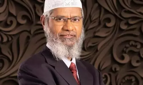 Bangladesh Welcomes Zakir Naik in Dramatic Policy Shift