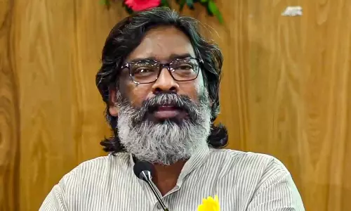 BJP plundered Jharkhand for 20 yrs: Hemant Soren BJP plundered Jharkhand for 20 yrs: Hemant Soren