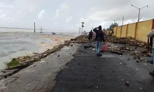 13 houses washed away in Uppada Sea