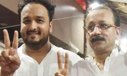 Police find Zeeshan Siddique’s photo from phone of arrested accused