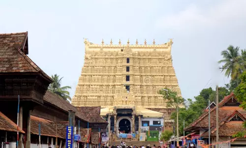 Theft at Sree Padmanabha Swamy temple: Four held Theft at Sree Padmanabha Swamy temple: Four held