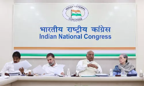 Congress Poll Panel Meets to Finalise Names for Maha, J’khand Polls Congress Poll Panel Meets to Finalise Names for Maha, J’khand Polls
