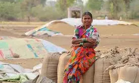 Animal welfare activist files case against Bigg Boss Star Gangavva, YouTuber Raju Animal welfare activist files case against Bigg Boss Star Gangavva, YouTuber Raju