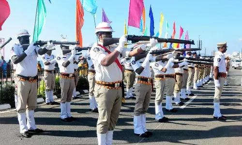 Andhra Pradesh honours police martyrs during Commemoration Day