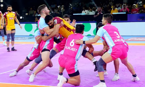 Arjun Deshwal Leads Jaipur Pink Panthers to Huge Win Against Telugu Titans