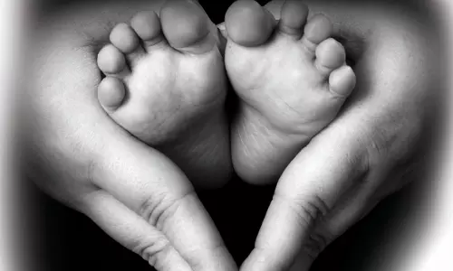 Illegal Infertility Clinic in Ballari Shut Down, Operator Facing Legal Action Illegal Infertility Clinic in Ballari Shut Down, Operator Facing Legal Action