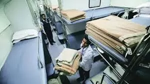 Indian Railways washes blankets only once in a month, reveals RTI query Indian Railways washes blankets only once in a month, reveals RTI query