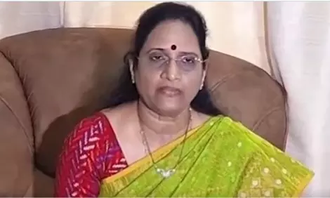Vasireddy Padma Quits YSRCP