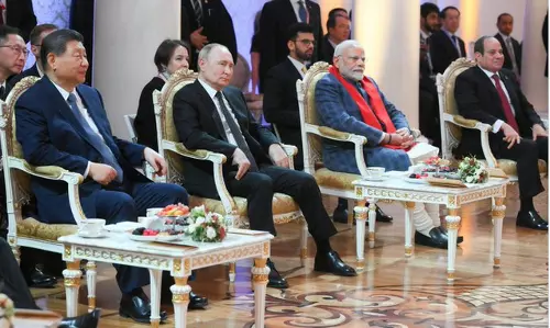 Viral pic: Putin flanked by Modi, Xi Jinping ignites hopes of peace between India, China