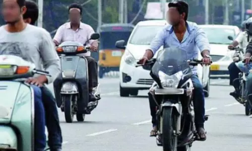 Road Safety Drive Under way in AP; Many Motorists Given Hefty Fines