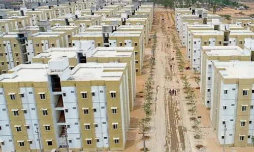 Kadapa TD Chief Attacked amid Real Estate Disputes Kadapa TD Chief Attacked amid Real Estate Disputes