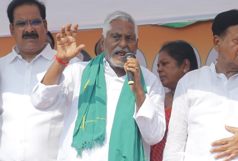 TPCC Chief, AICC Leader Head to Jagtial for Talks with Jeevan Reddy