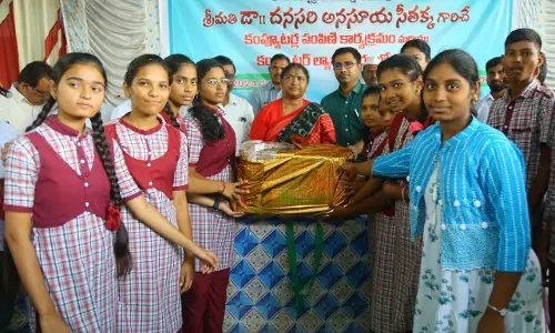 Seethakka gives away computers to ZPH School in Mulugu