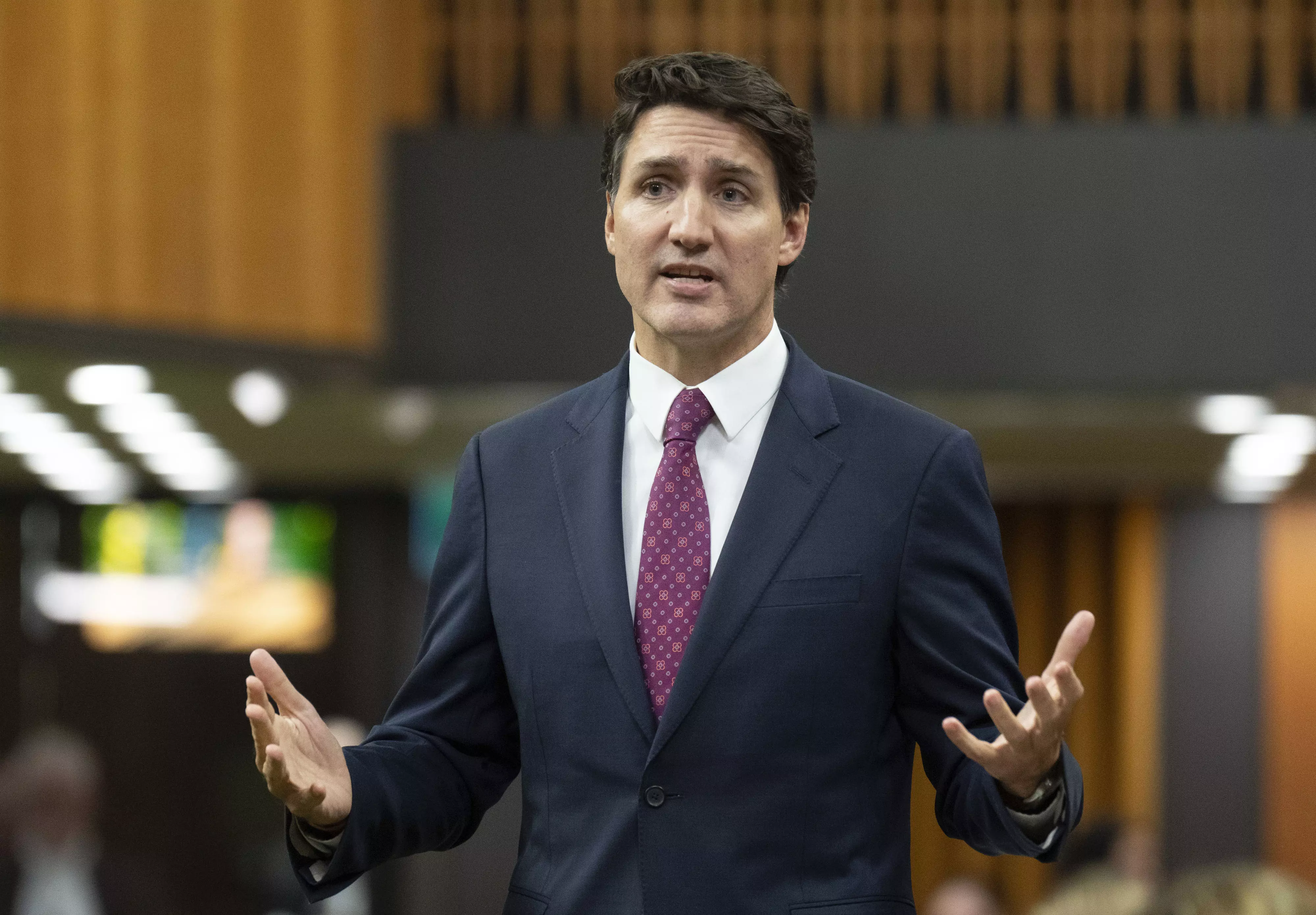 Canada slashes immigration as public concern rises Canada slashes immigration as public concern rises