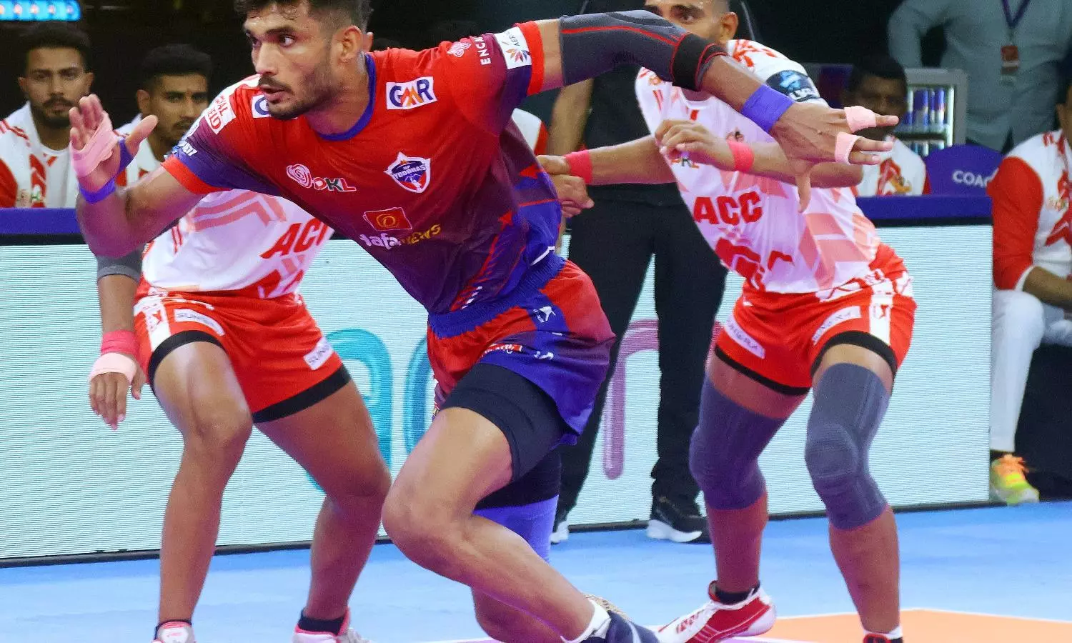 UP Yoddhas Return to Winning Ways in PKL Season 11, Defeat Gujarat Giants in Closely Contested Thriller
