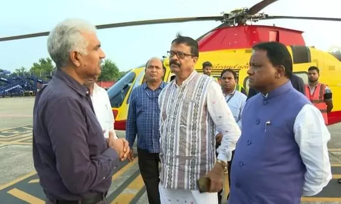 Odisha CM Surveys Cyclone Dana Damage, Flood-Like Conditions Persist Odisha CM Surveys Cyclone Dana Damage, Flood-Like Conditions Persist