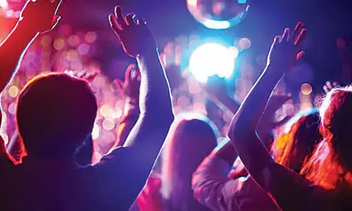 Police Raid Janwada Farmhouse in Hyderabad