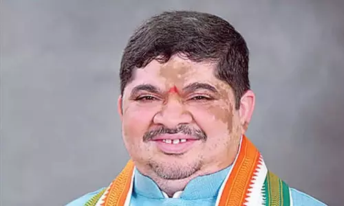 Warangal airport will take off soon: Ponnam