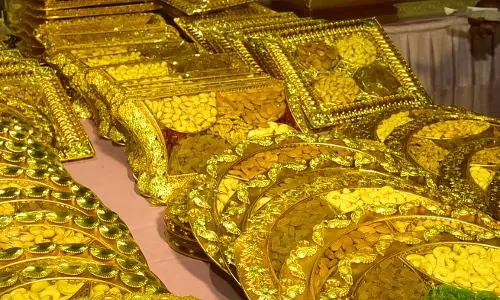 Dry fruit pips sweets in Diwali gifting demand Dry fruit pips sweets in Diwali gifting demand