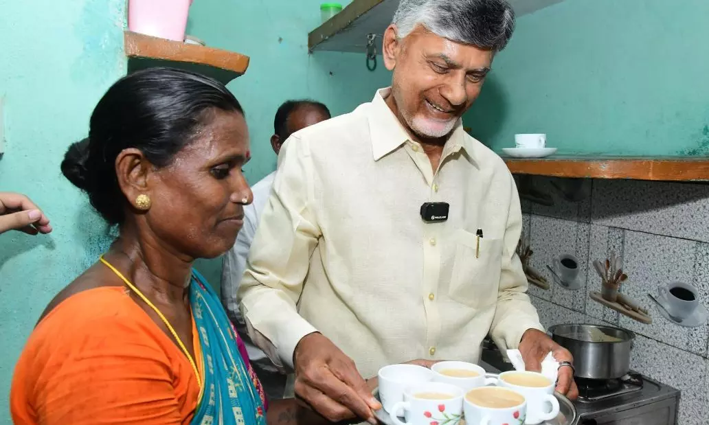 Naidu inaugurates Deepam Scheme in AP