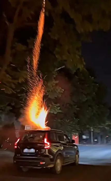 Seven Injured As Fireworks Aparks Fall On Spectators At Puttur Temple Fest Seven Injured As Fireworks Aparks Fall On Spectators At Puttur Temple Fest