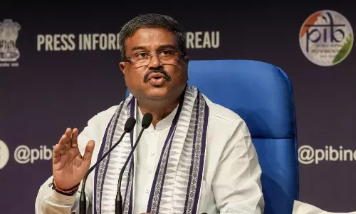 Vizag girl bags gold medal at IIT