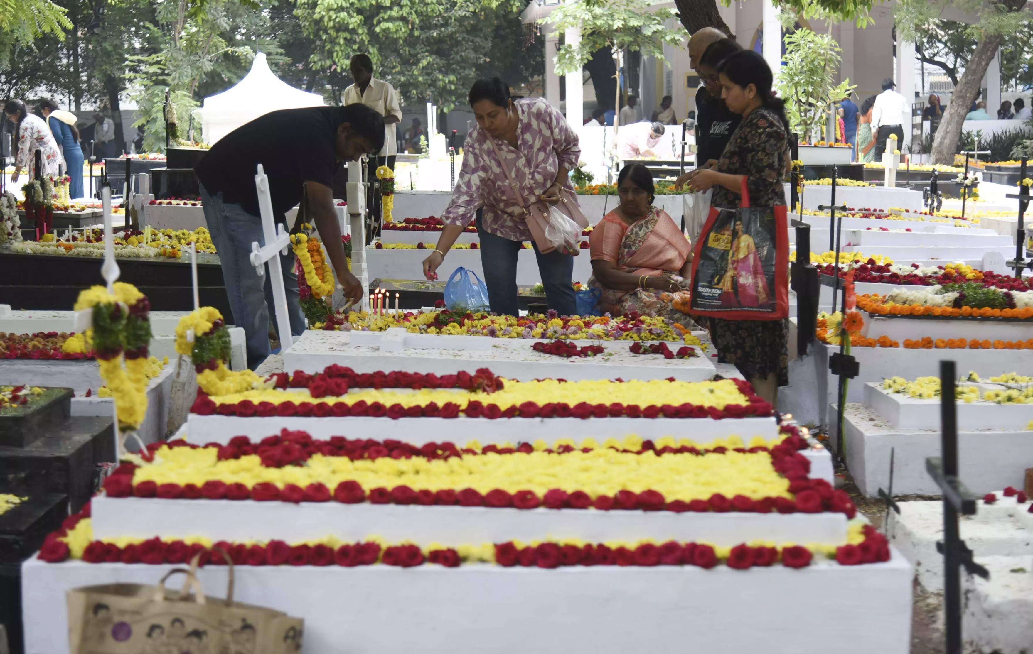 All Souls Day, a time to spend with the departed All Souls Day, a time to spend with the departed