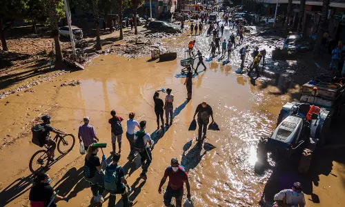 Spain sends thousands more troops to flood zone