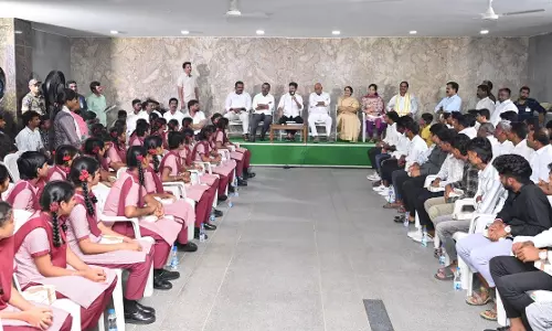 We Will Ring in Revolutionary Changes in Education, CM Assures Students