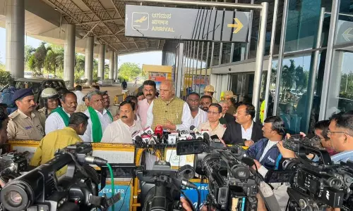 Waqf JPC Chairman Visits Vijayapura