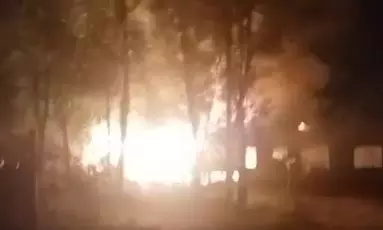 Fire Breaks Out at Fast Food Centre in Tirumala; Woman Injured