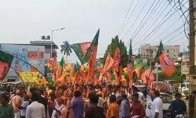 Outsiders dominate Wayanad LS by-election race