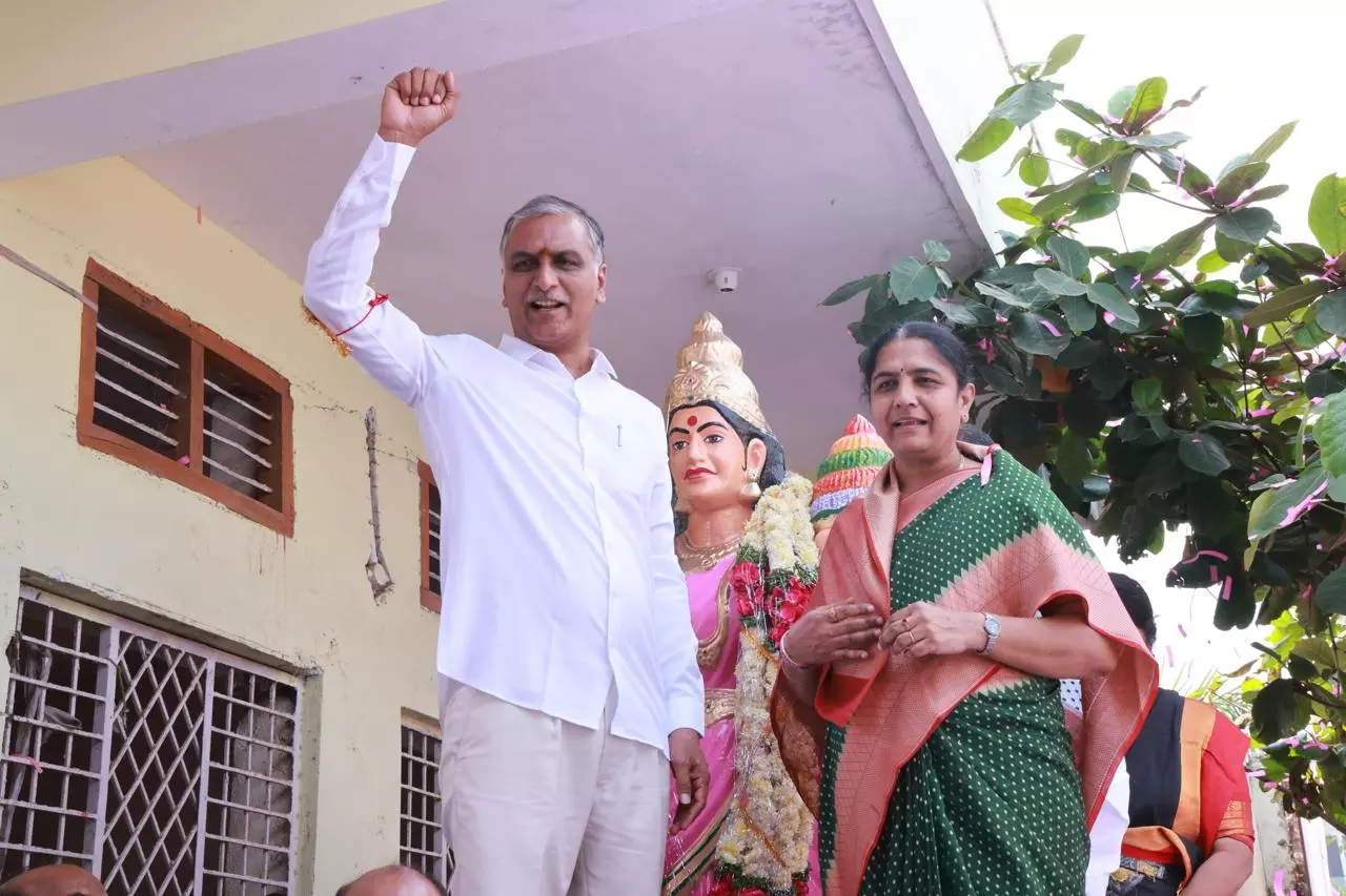 Ready for Revanths Musi Walk, if he Starts from Demolished Homes: Harish Ready for Revanths Musi Walk, if he Starts from Demolished Homes: Harish