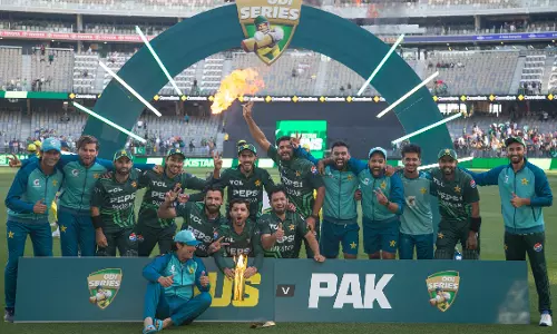 Pakistan win first ODI series in Australia since 2002